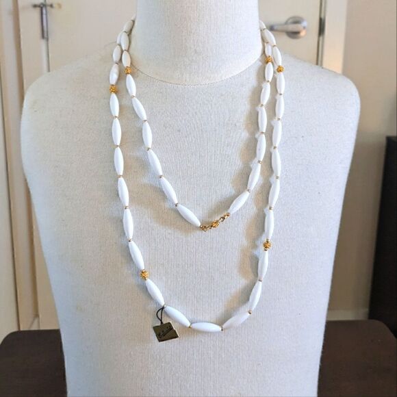 NWT Continental Jewelry Vintage Long Lucite Bead and Gold Spacer Necklace - Picture 1 of 12